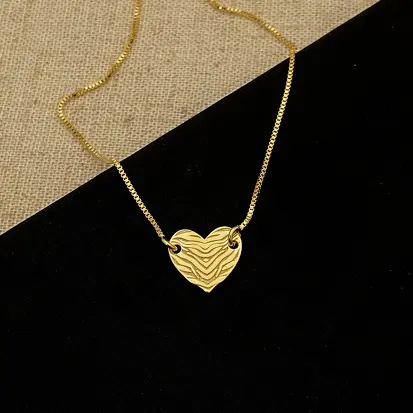 GARGANTILHA CORAÇÃO TIGRE DOURADO